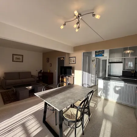Apartment Le Mediterranee Vasapolli Frejus
